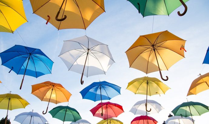 Die Geschichte der Regenschirme