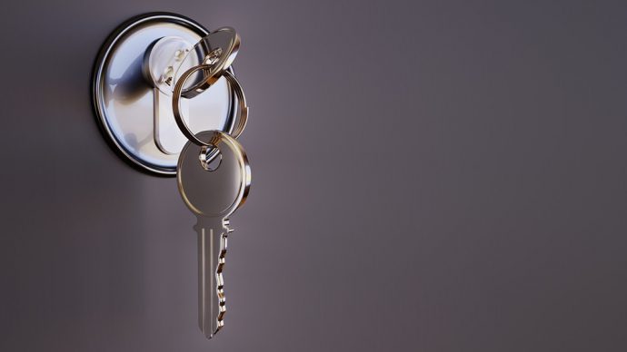 Schlüssel klemmt im Türschloss - was tun?
