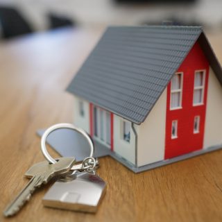 Was sind die Vorteile eines Immobilienverkaufs mit Makler