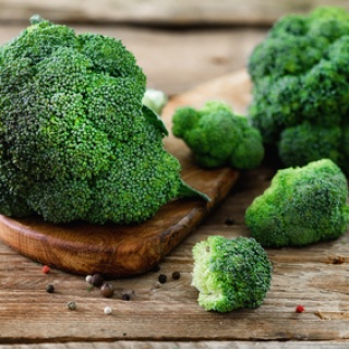 Wie bereitet man Brokkoli zu?